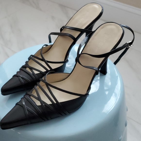 Heels - Picture 3 of 4